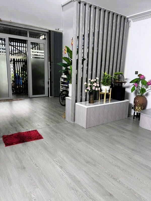 Sàn gỗ công nghiệp cao cấp 8ly Lamton - Mã Rustic D8811. ĐVT: m2 - Hình ảnh 4